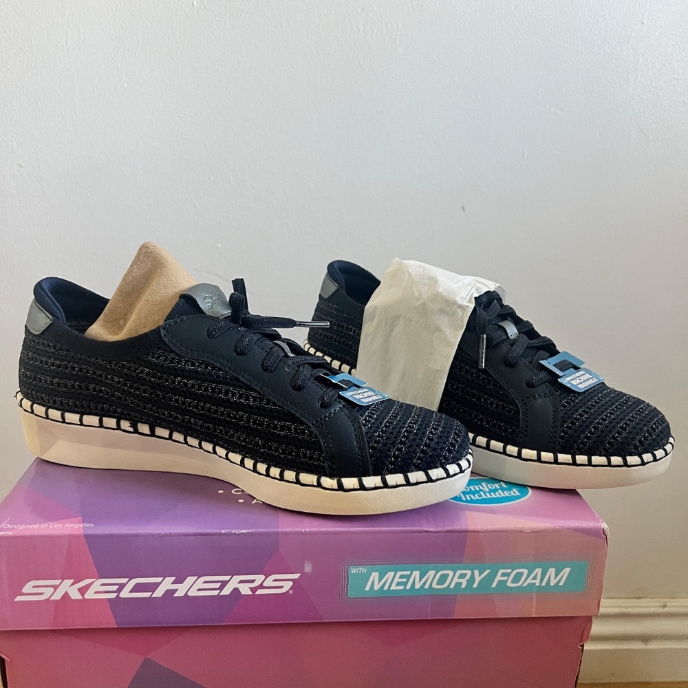Skechers VEGAN Sepulveda, WASHABLE , Great4 Nurses & All - Picture 6 of 7
